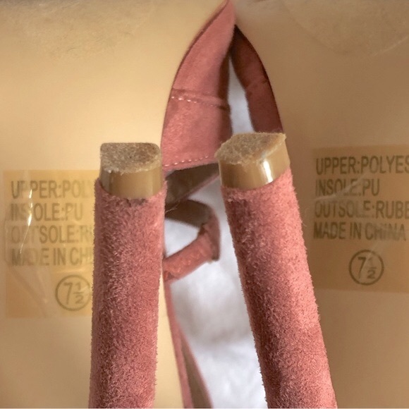 JOURNEE COLLECTION “Suede” Strap-Front Pumps (7.5M) - Picture 9 of 15